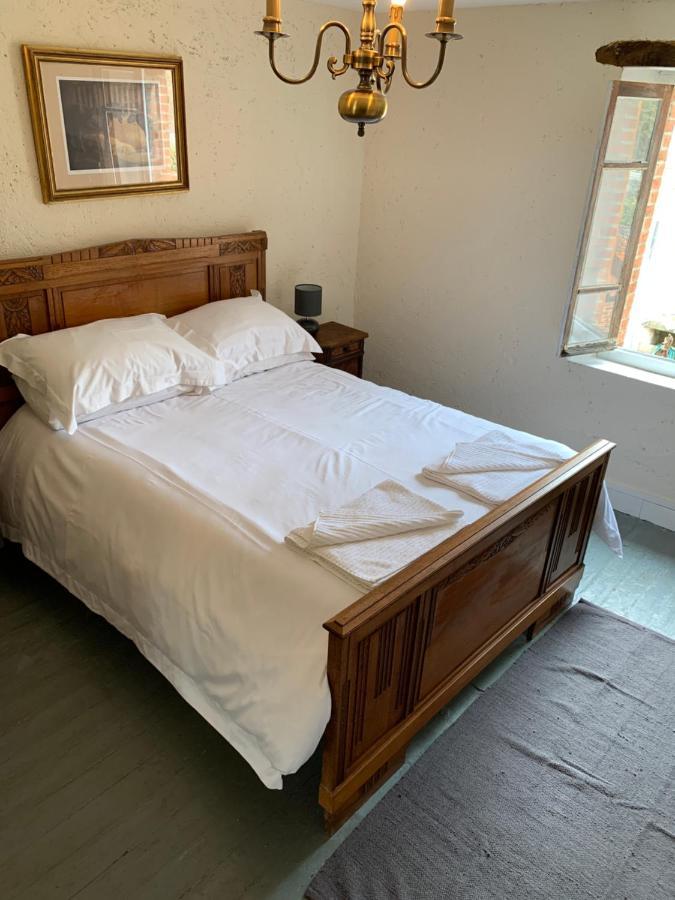 Doxie Cottage Saint-Chabrais Εξωτερικό φωτογραφία